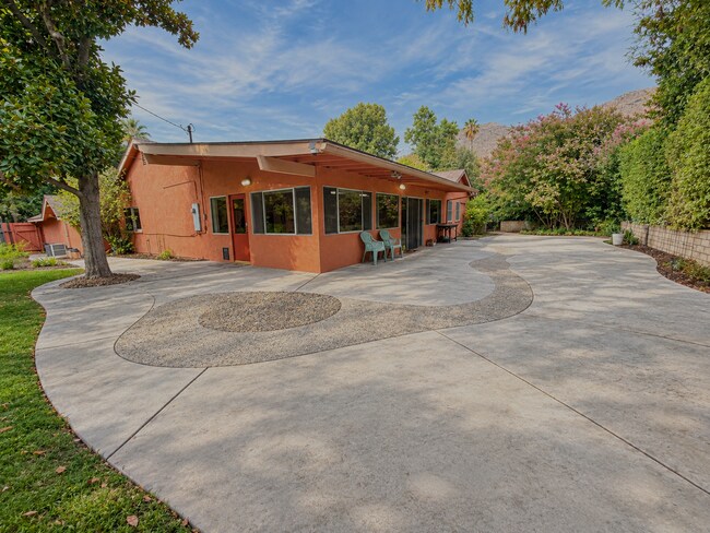 Building Photo - 108 Barret Rd