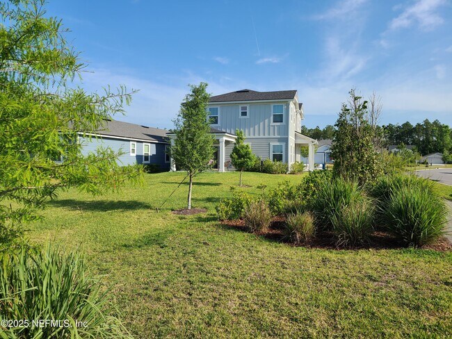 Building Photo - 25 Roycroft Pl