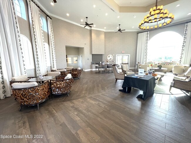 Building Photo - 2881 Casterton Dr