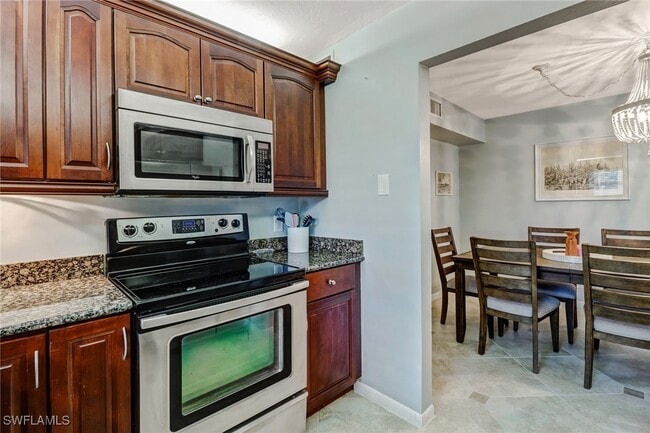 Building Photo - 1351 Curlew Ave