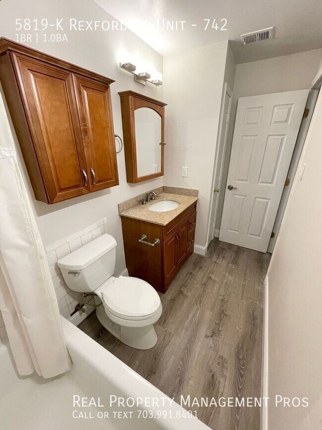Building Photo - 5819-K Rexford Dr Unit-742