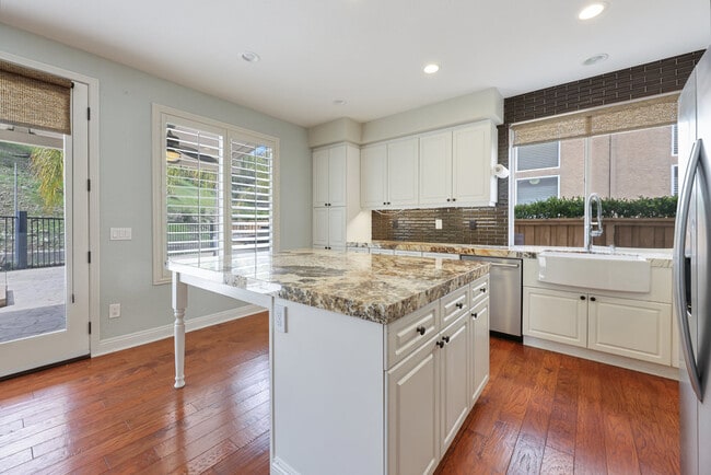 Building Photo - 11920 Mil Pitrero Rd