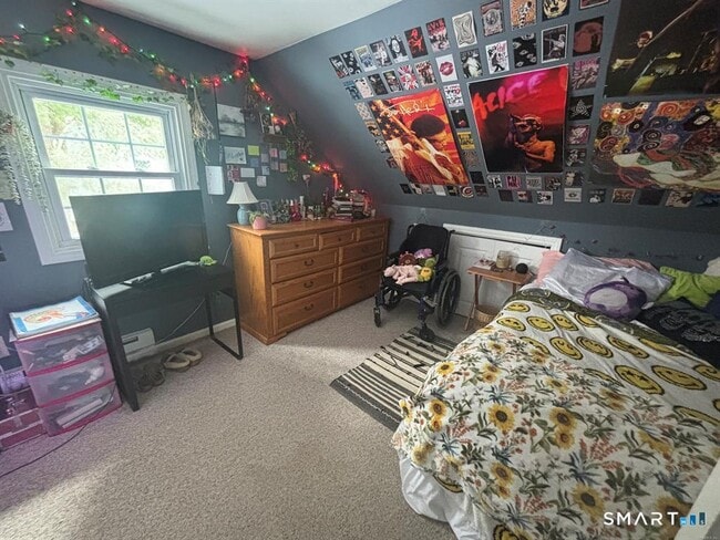 Building Photo - 53 Lynwood Dr