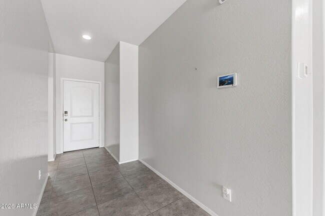 Building Photo - 17878 N Pietra Rd