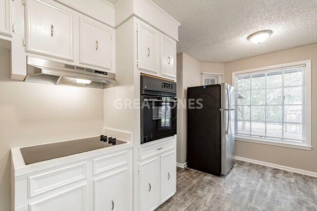 Building Photo - Charming 3 bedroom home in Columubia!