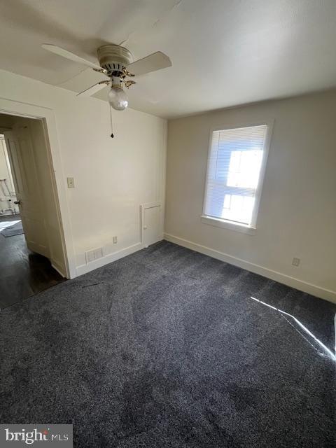 Building Photo - 215 N Railroad Ave