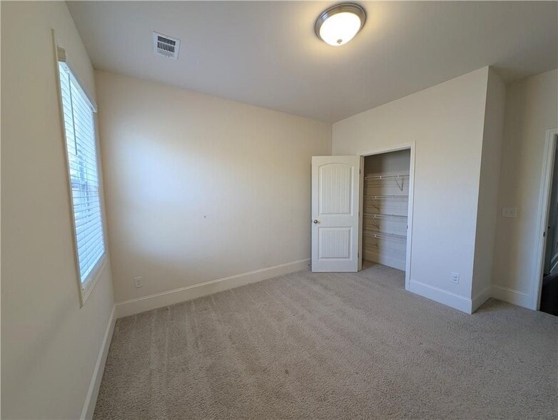 Building Photo - 2415 Copperfield Dr