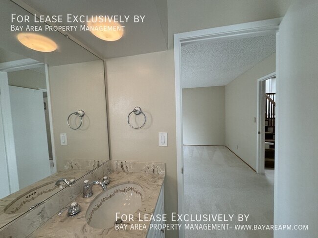 Building Photo - 782 Berkshire Dr
