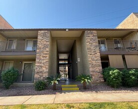 Building Photo - 5163 Indian River Dr