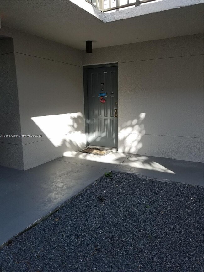 Building Photo - 13240 SW 88th Ln