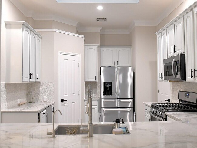 Building Photo - 1038 Cashew Ln