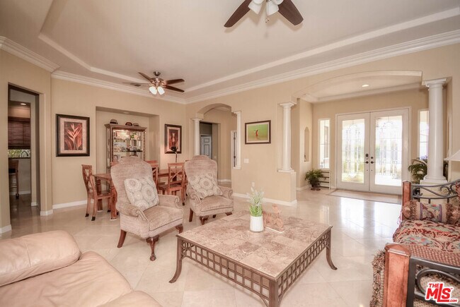 Building Photo - 74080 Claridge Pl