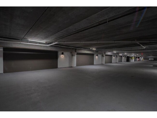 Building Photo - 100 West Dr