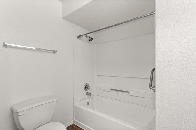 Building Photo - 11040 Vistazo Pl SE