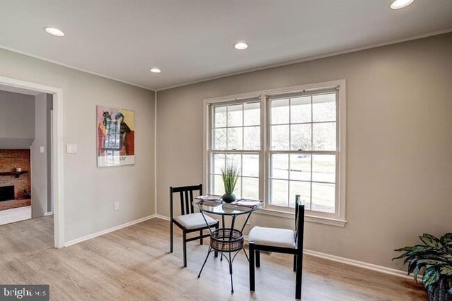 Building Photo - 1700 Pebble Beach Dr
