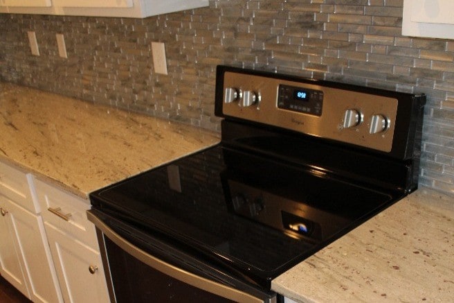 Kitchen - 4623 6th Ave