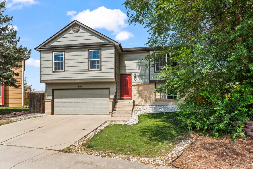 Building Photo - 2155 Woodsong Way