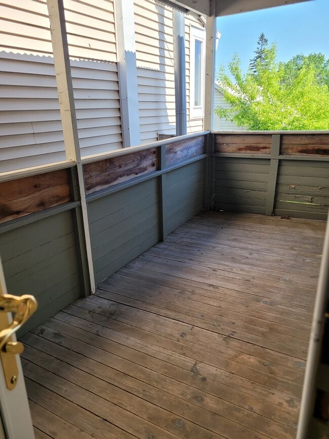 Building Photo - White Sulphur, LLC 165