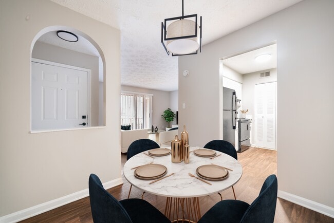 Building Photo - Mountain Place Apartments