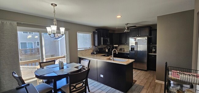 Building Photo - 1125 Alta Vista Dr