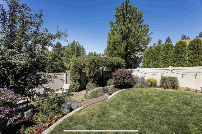 Building Photo - $4,500 - 4 Bed / 3 Bath Stunning Single Family Home in South Hill