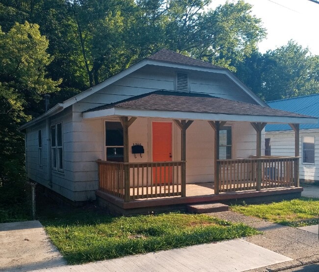 Primary Photo - 3218 Simpson Rd
