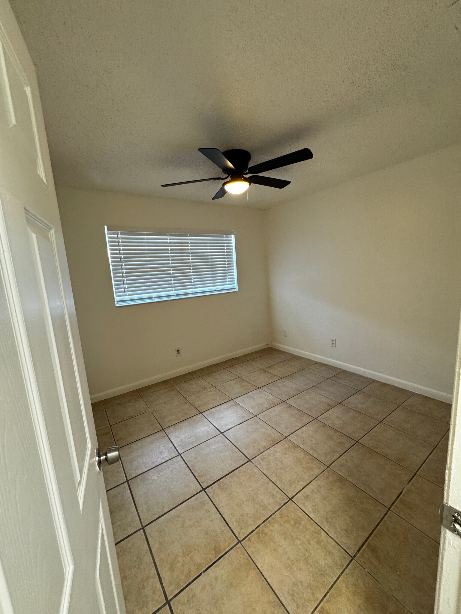 Building Photo - 5959 Caribbean Blvd