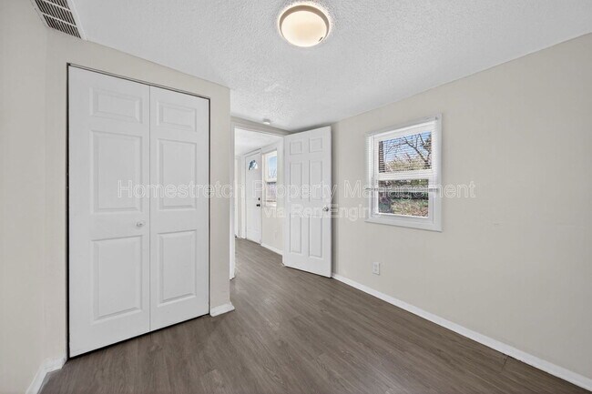 Building Photo - 10019 Northgate Dr