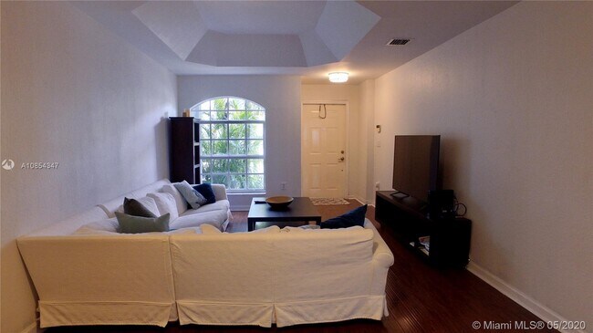 Building Photo - 5102 NW 115th Ct  Doral Fl 33178