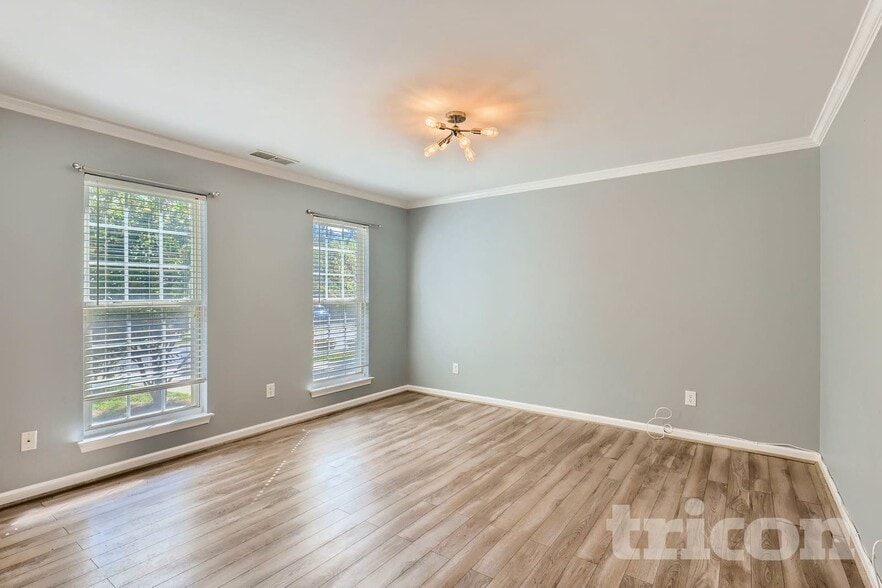 Building Photo - 149 Red Tip Ln