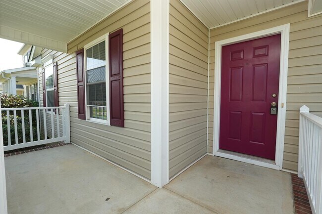 Building Photo - 11539 Stewarts Crossing Dr