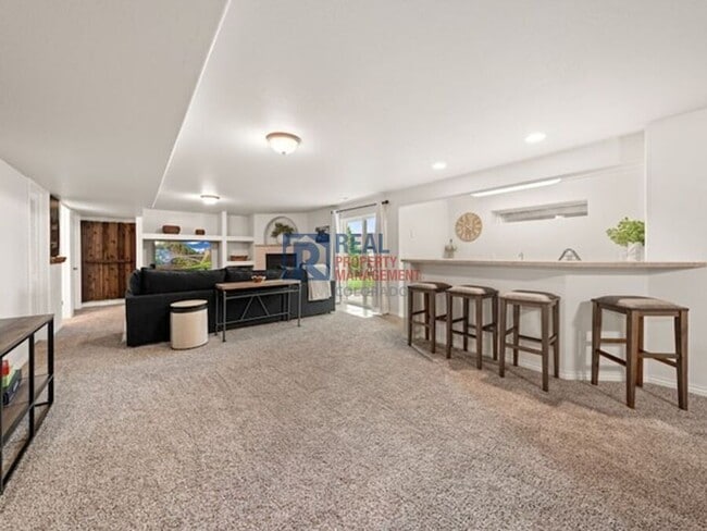 Building Photo - 20231 Melanie Ann Ct