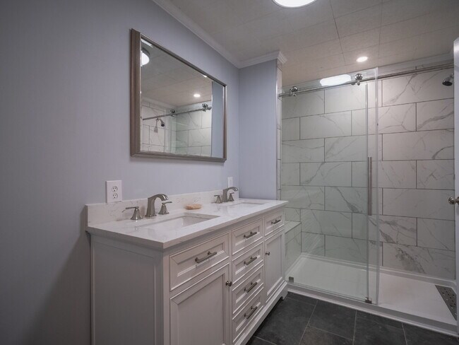 Building Photo - "Charming 3-Bedroom Home in Cramerton - Spacious 1217 Sq Ft with 2 Full Baths!"