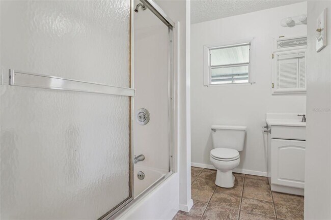 Building Photo - 33546 Chancey Rd