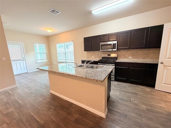 Building Photo - 225 Cibolo Creek Dr