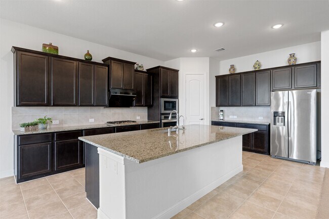 Building Photo - 6007 Marsh Lk Ct