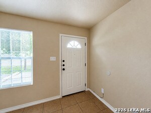 Building Photo - 1221 N Navidad St