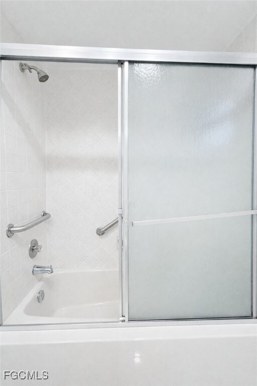 Building Photo - 1010 SE 43rd Terrace