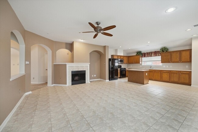 Building Photo - 21551 Elm Hurst Ln