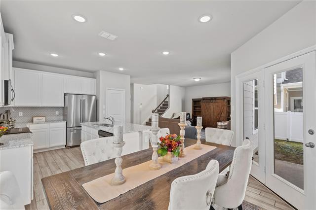 Building Photo - 10049 Adams Ln