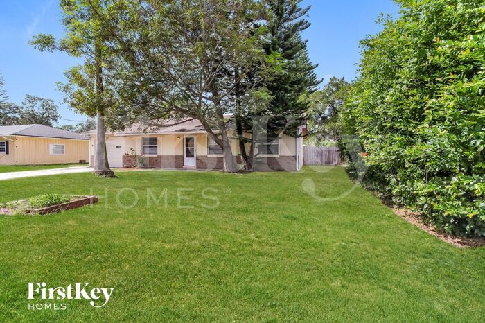 Building Photo - 705 Vincent Dr