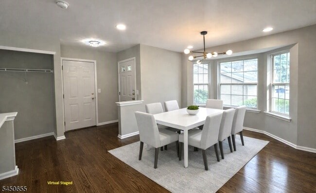 Building Photo - 2501 Vantage Ct