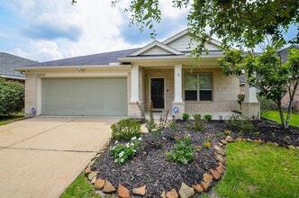 Building Photo - 4006 Autumn Pines Trail