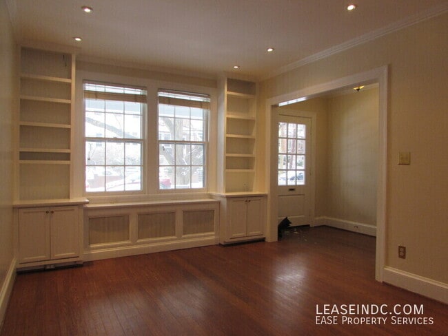 Building Photo - 2215 39th St NW