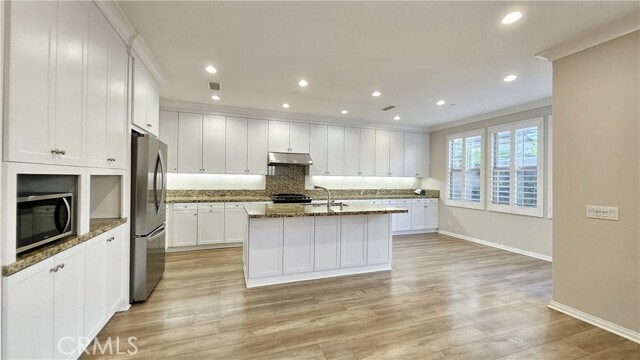 Building Photo - 79 Overbrook