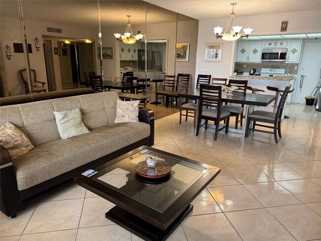 Building Photo - 3750 Galt Ocean Dr