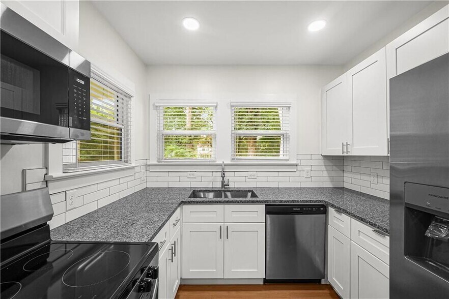 Building Photo - 5383 Tilly Mill Rd