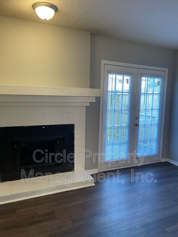 Building Photo - 4100 Hunters Ridge Dr SW
