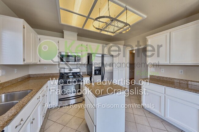 Building Photo - 617 Vernon Oaks Dr