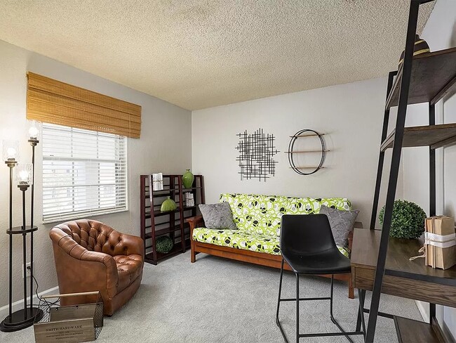 Building Photo - 226 Lewfield Cir